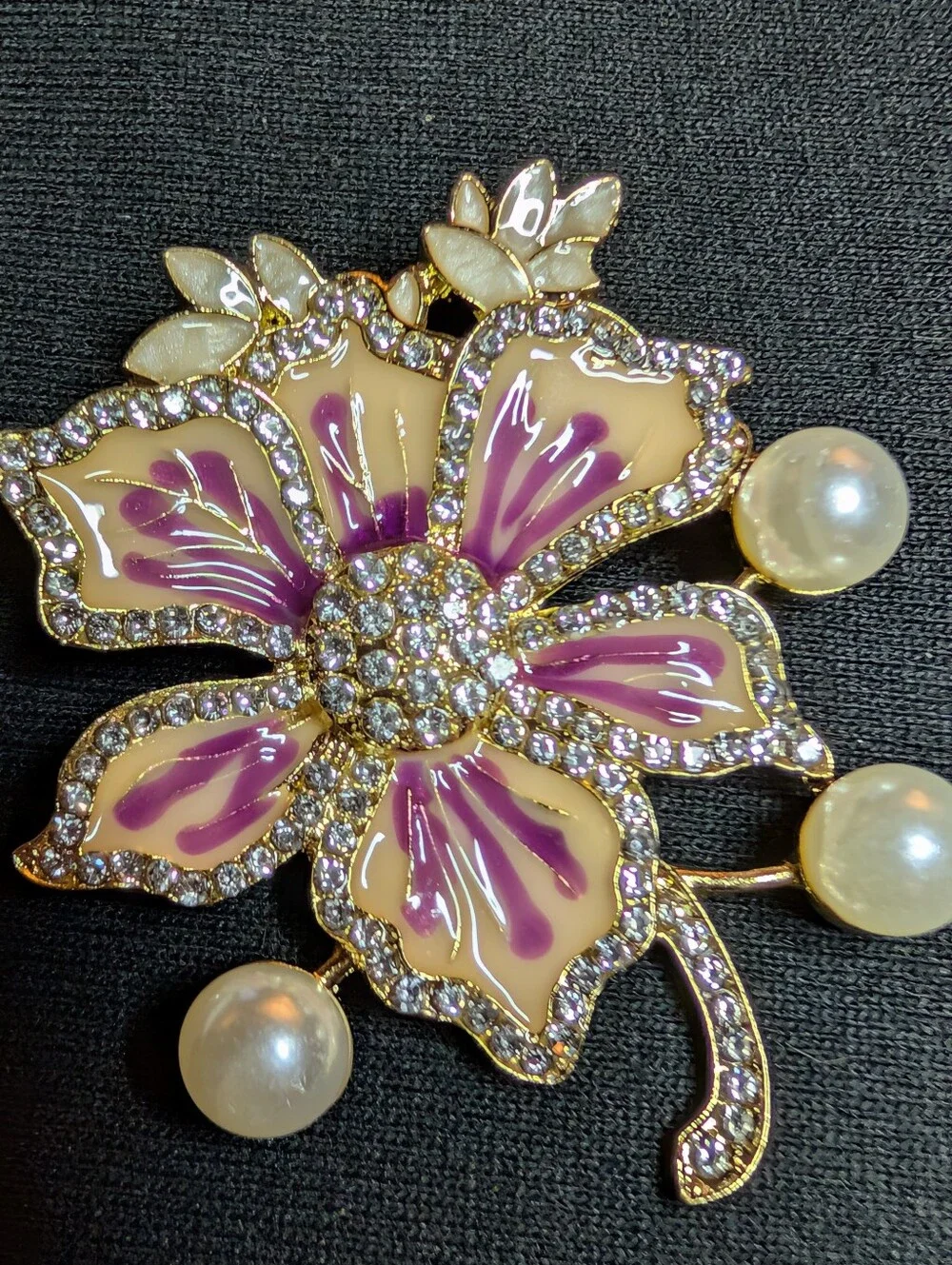 Floral Pearl Accent Brooch - Gold Tone Purple & Cream Enamel